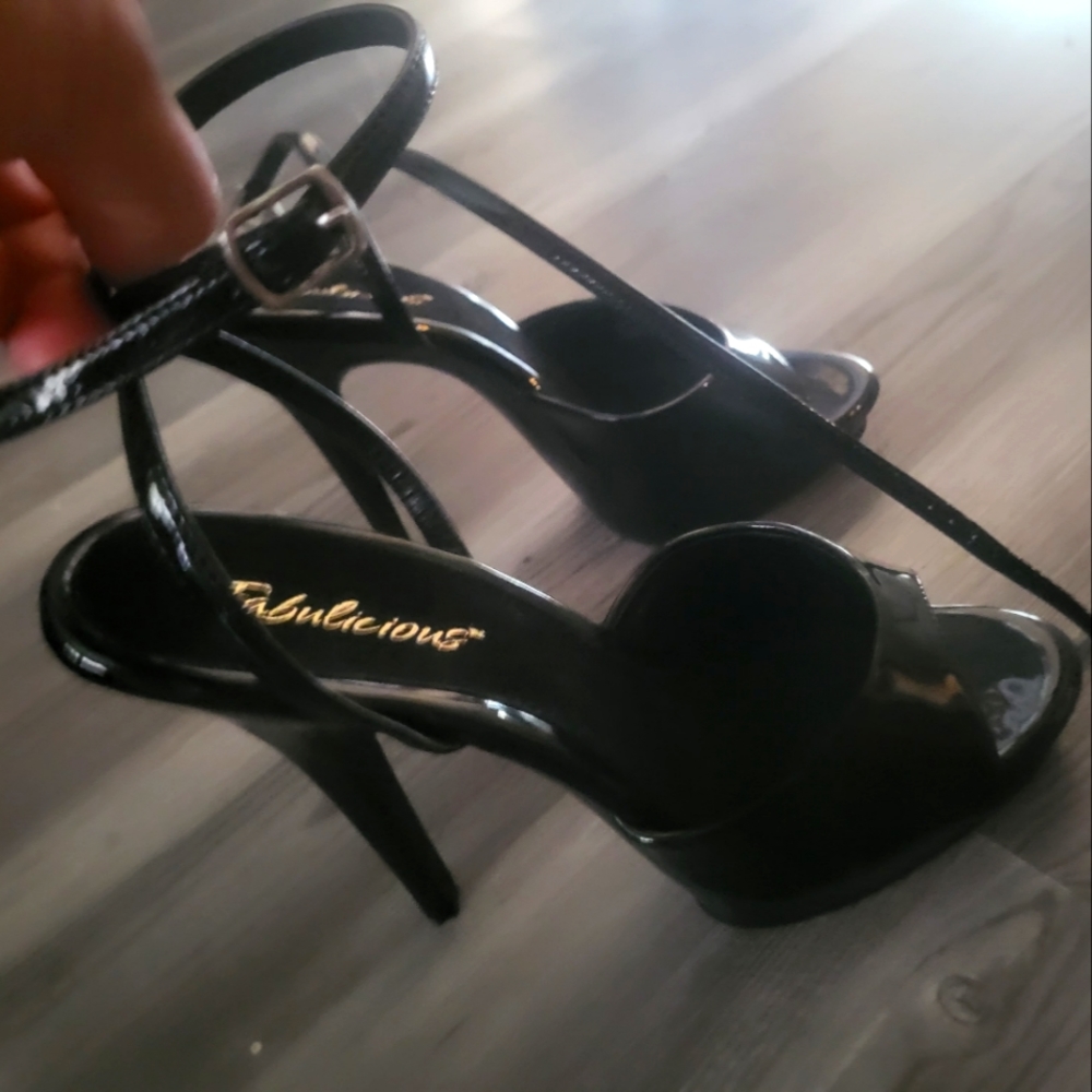 Fabulicious Heels